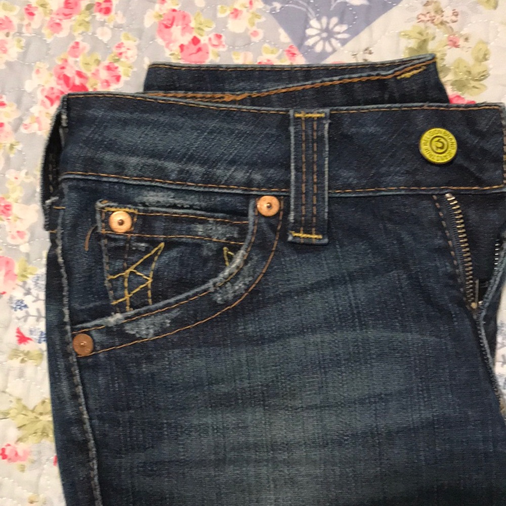 Jeans - Picture 2 of 3